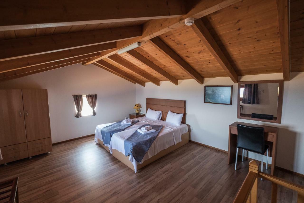 Ionion Fos Aparthotel Nikiana Exterior photo